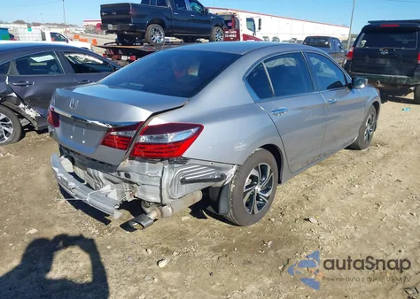 2017 Honda Accord Lx z USA, uszkodzony, nr VIN 1HGCR2F3XHA119245